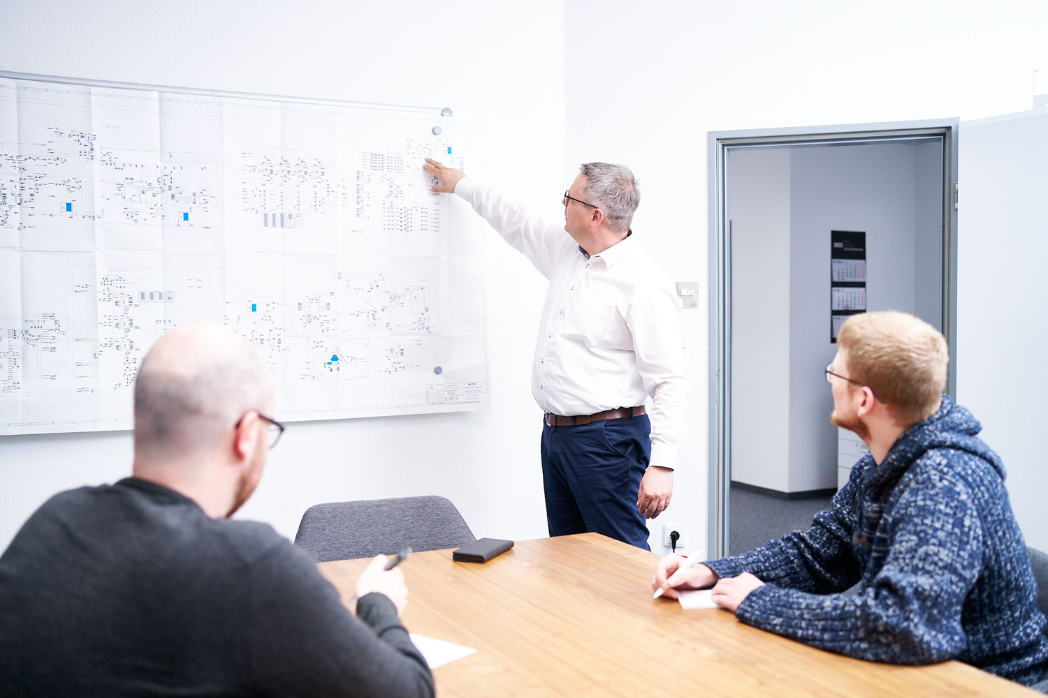 planemos-editorial-027-25-teaser planemos-editorial-027-25-teaser